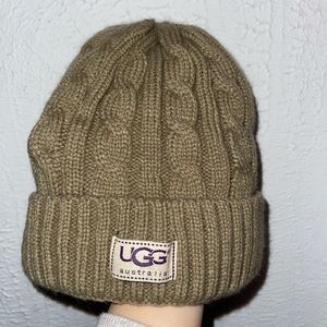 Ugg hat